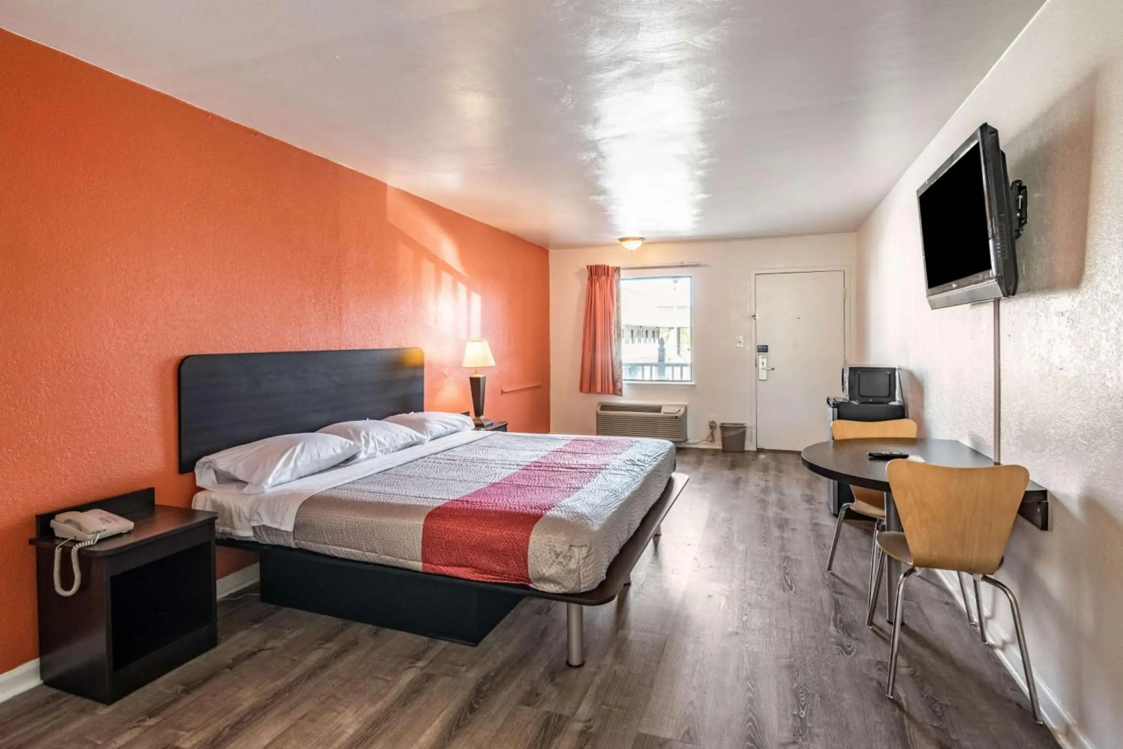 Motel 6 Portsmouth, VA