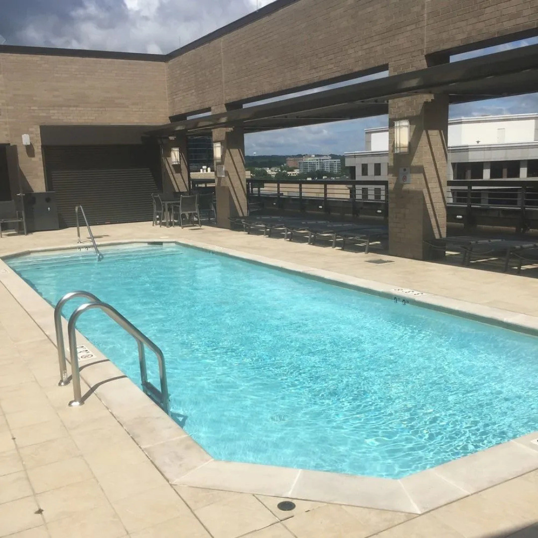 Rosslyn Apartments by BOQ Lodging