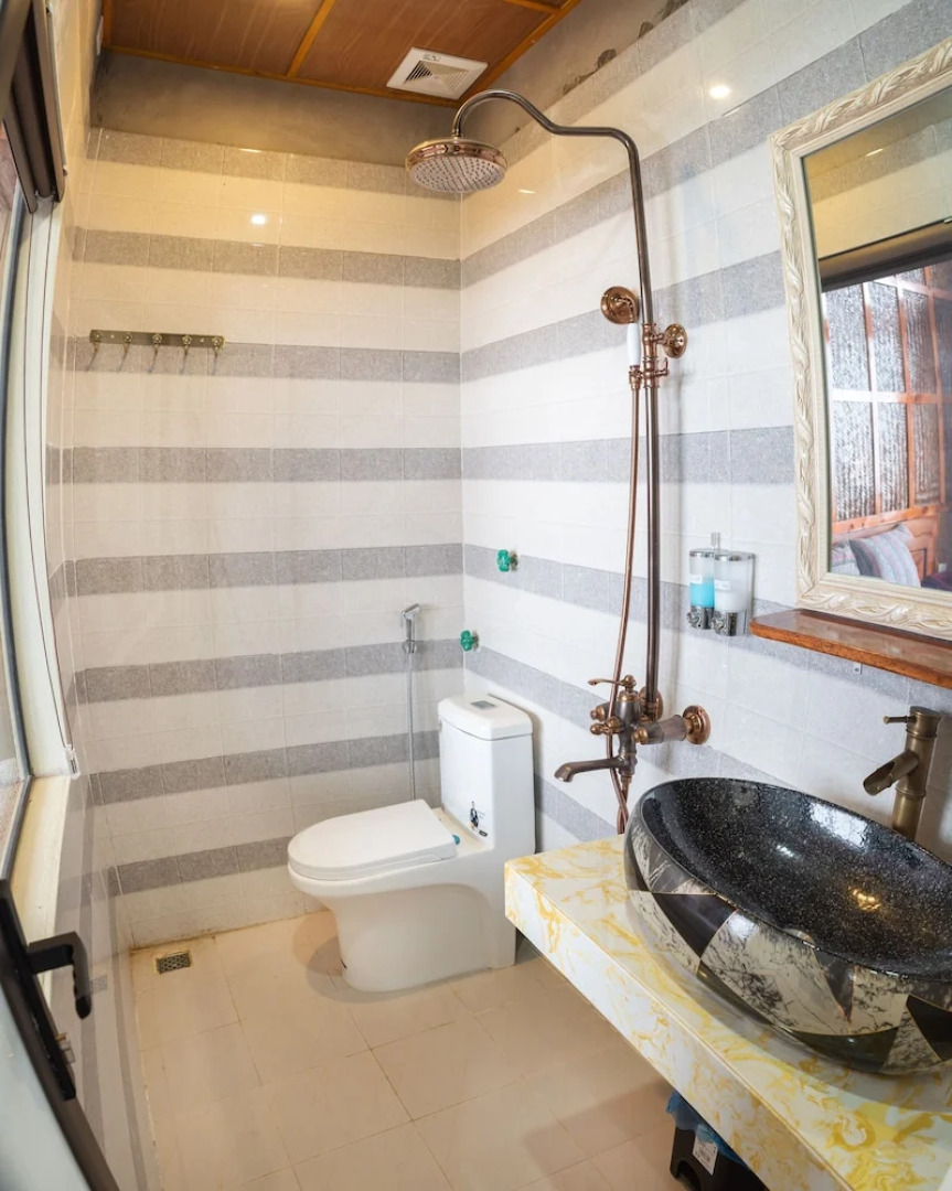 Muong Hoa River View Homestay