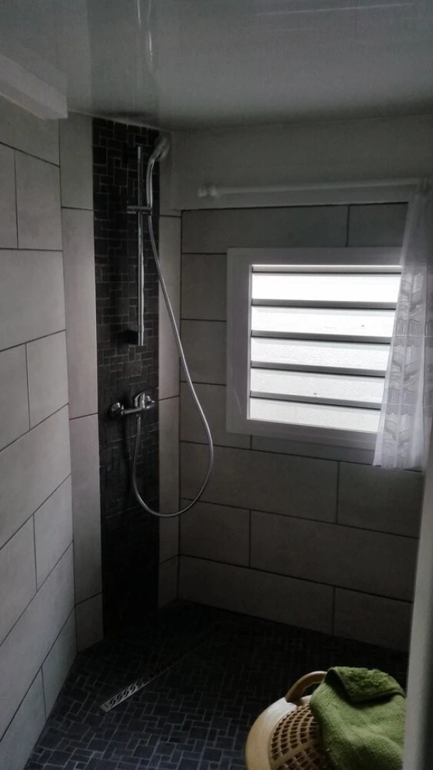 House With 2 Bedrooms in Petite-île, With Wonderful sea View, Furnishe