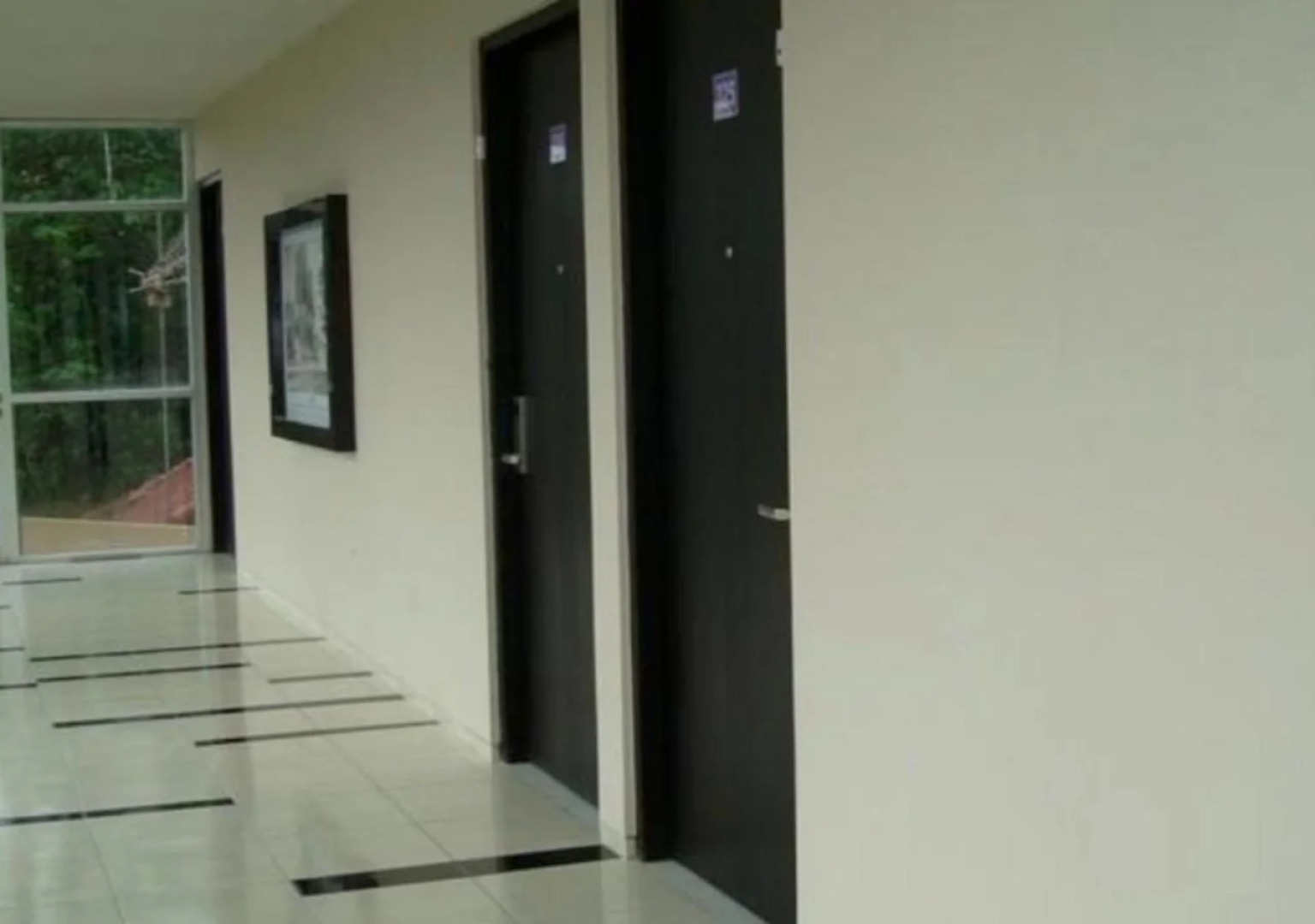 Royal Hotel n' Lounge