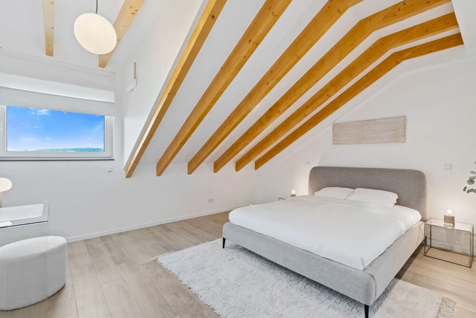 Stylish 2BR Getaway in Bivange Roeser