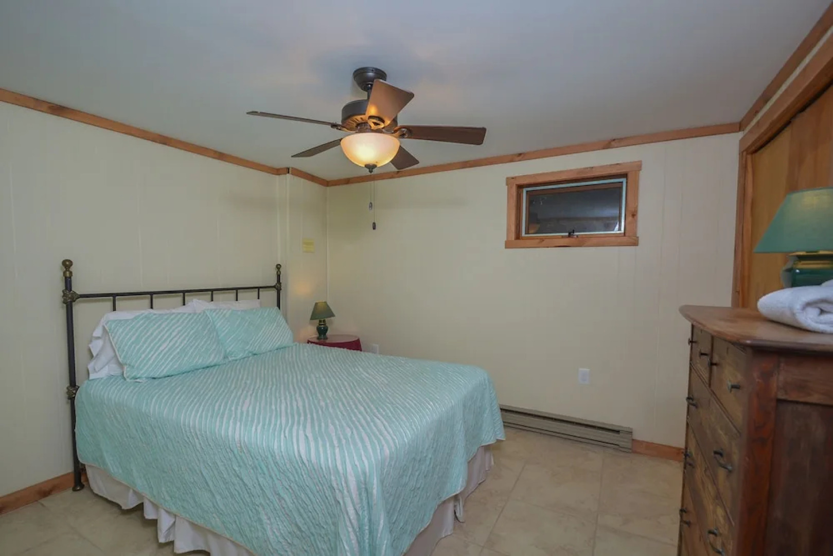 Our Golden Retreat 5 Bedroom House