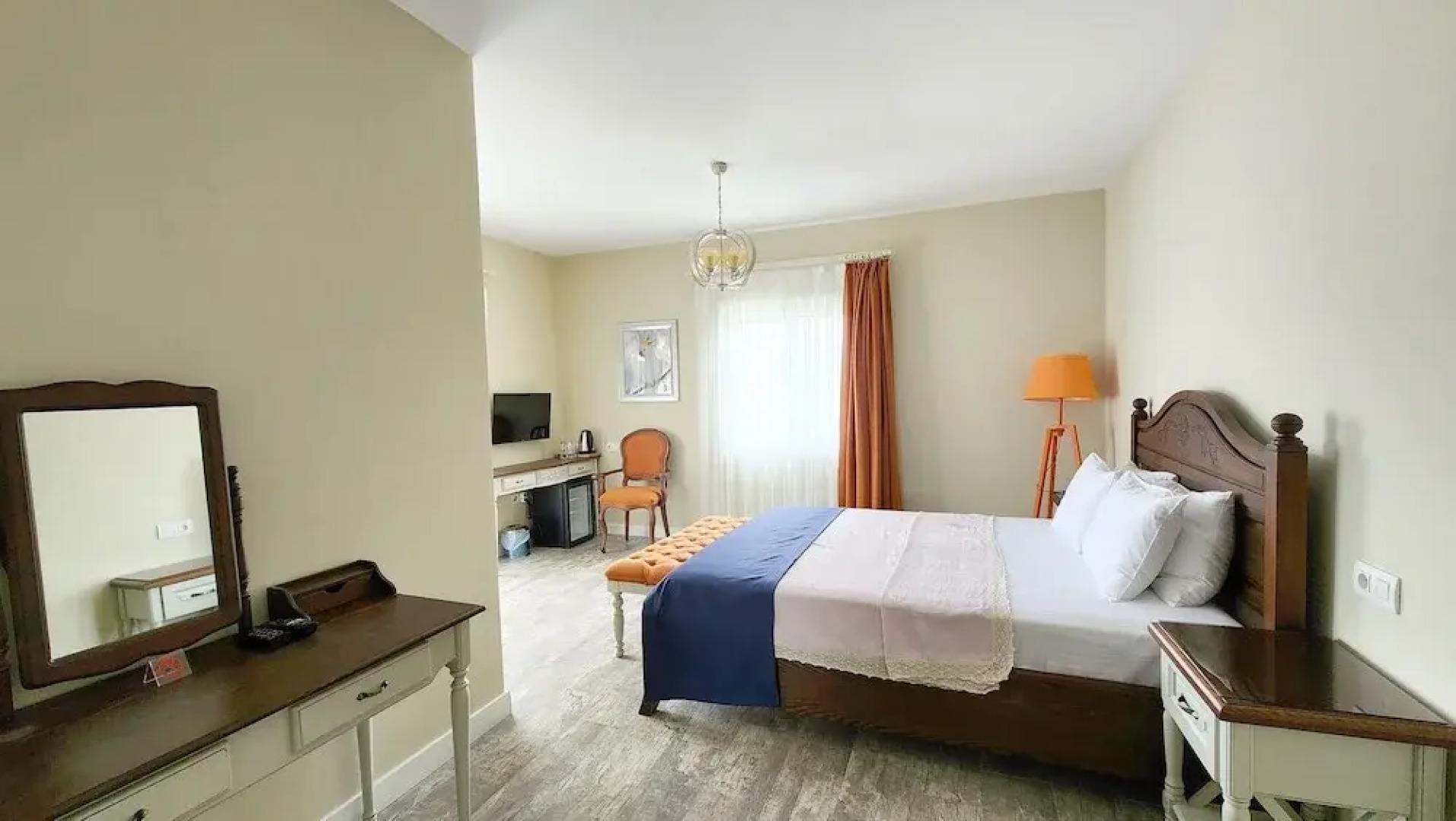 Otel Naturla Göl Evi