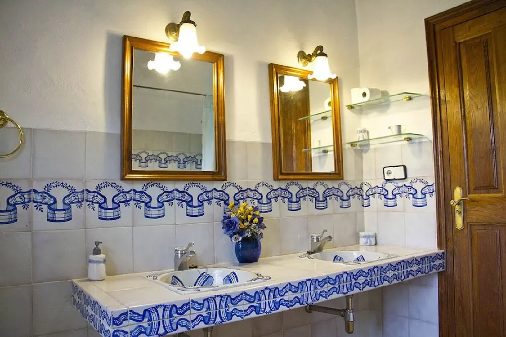 Alojamientos Rústicos En La Encina