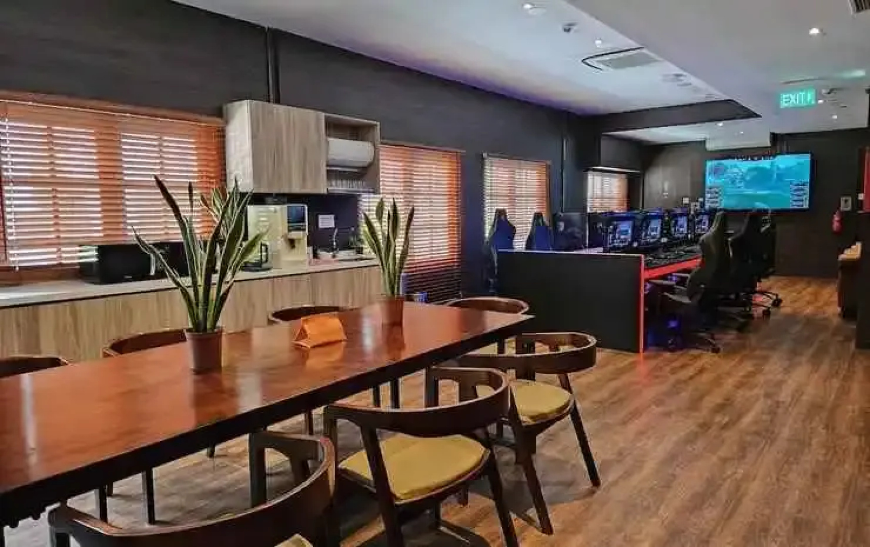 Arena eSports Hotel at Bugis Village