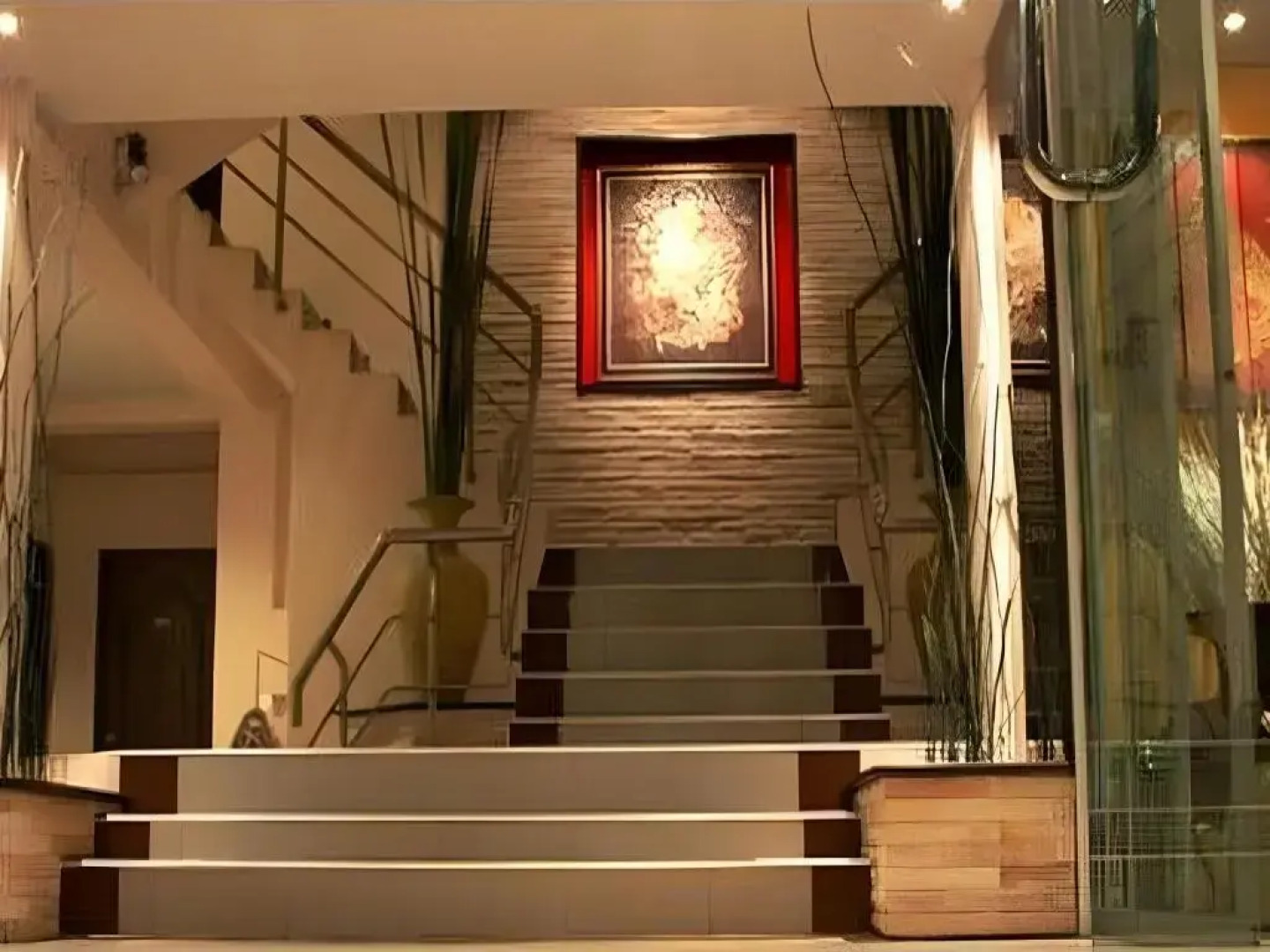 Отель Grand Pinnacle