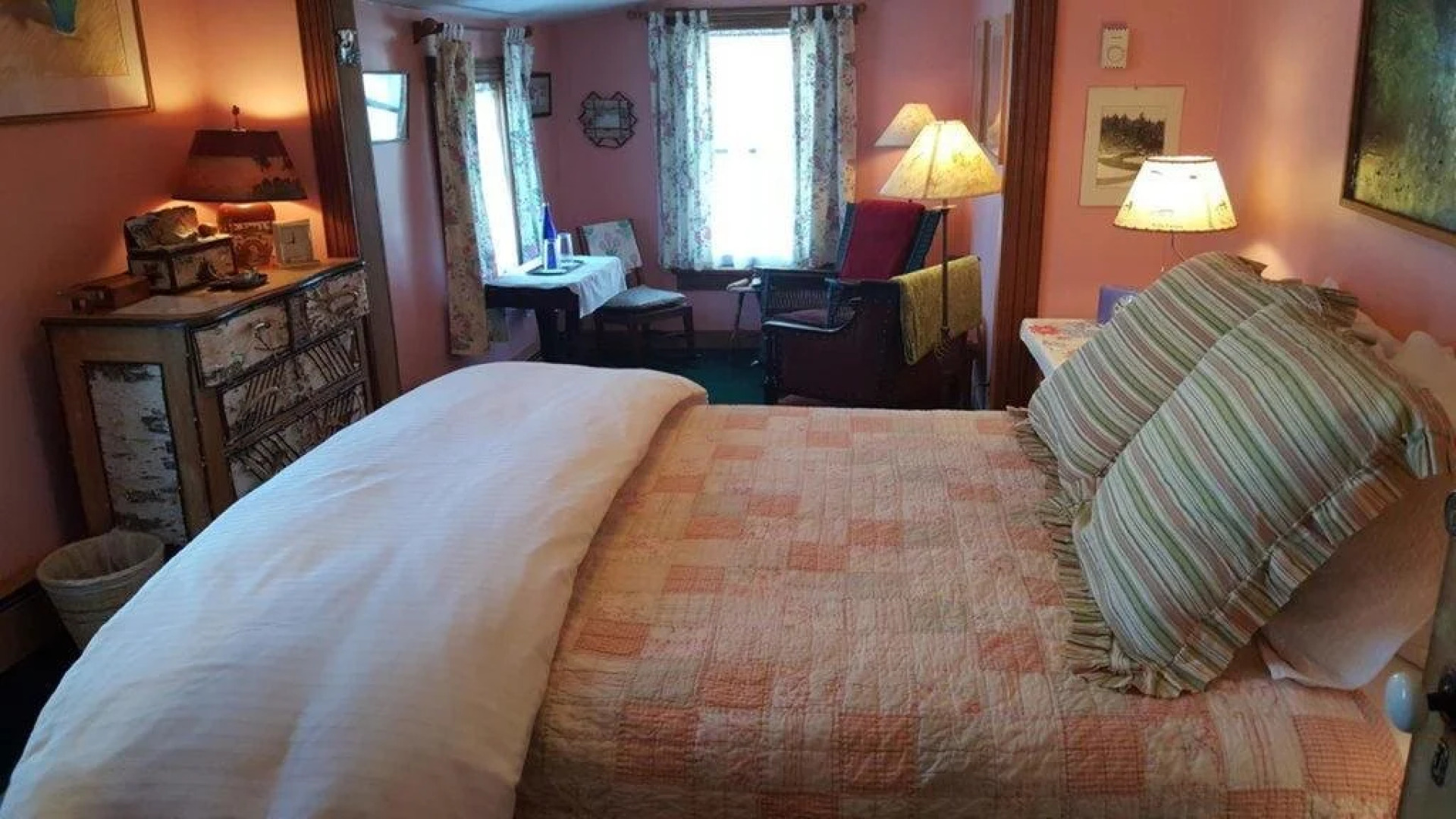 Paradox Lodge & Cedar Lodge