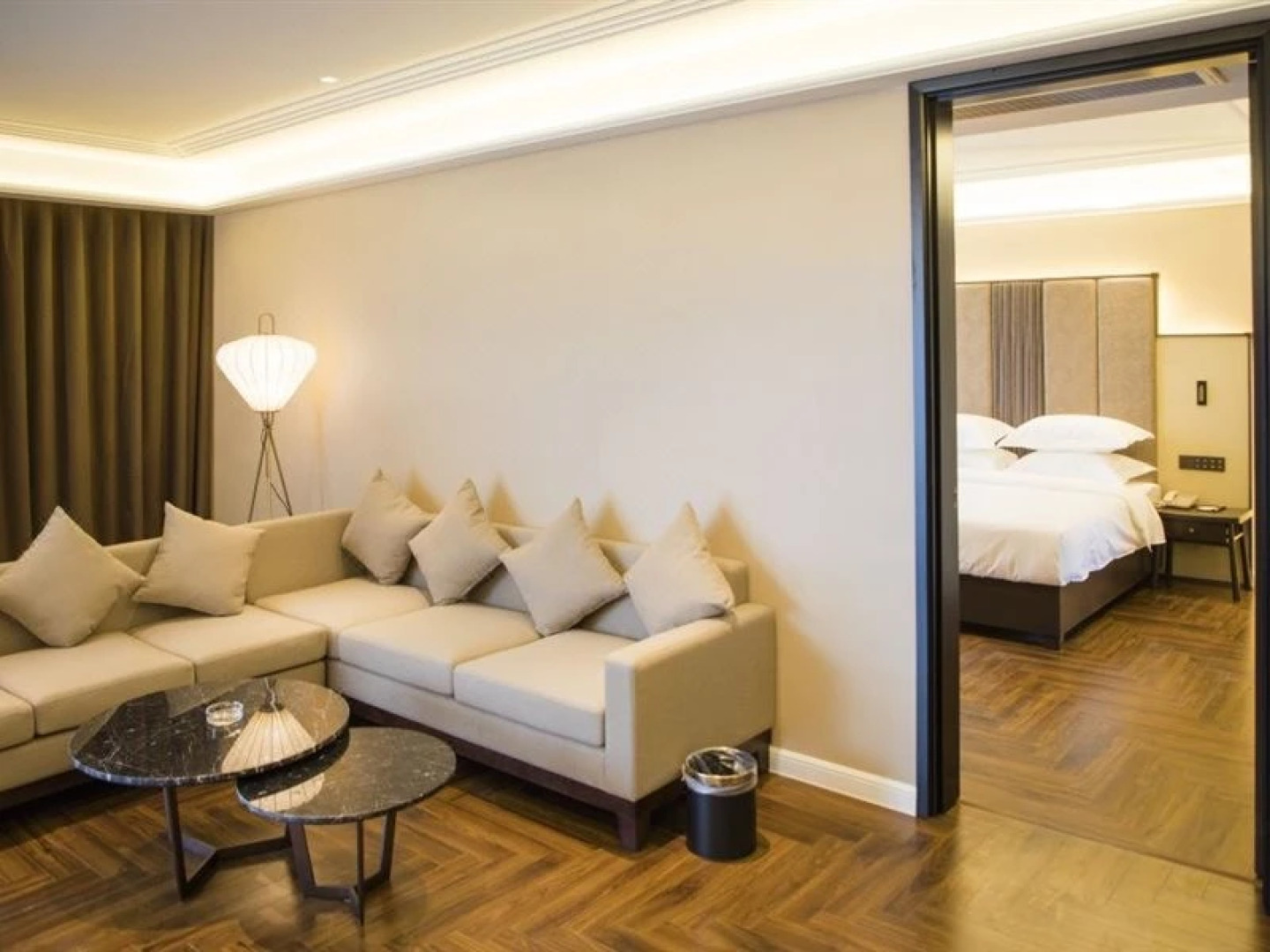 Jinjiang Metropolo Hotel Anqing High-speed Railway Station，Guangcai  7th street