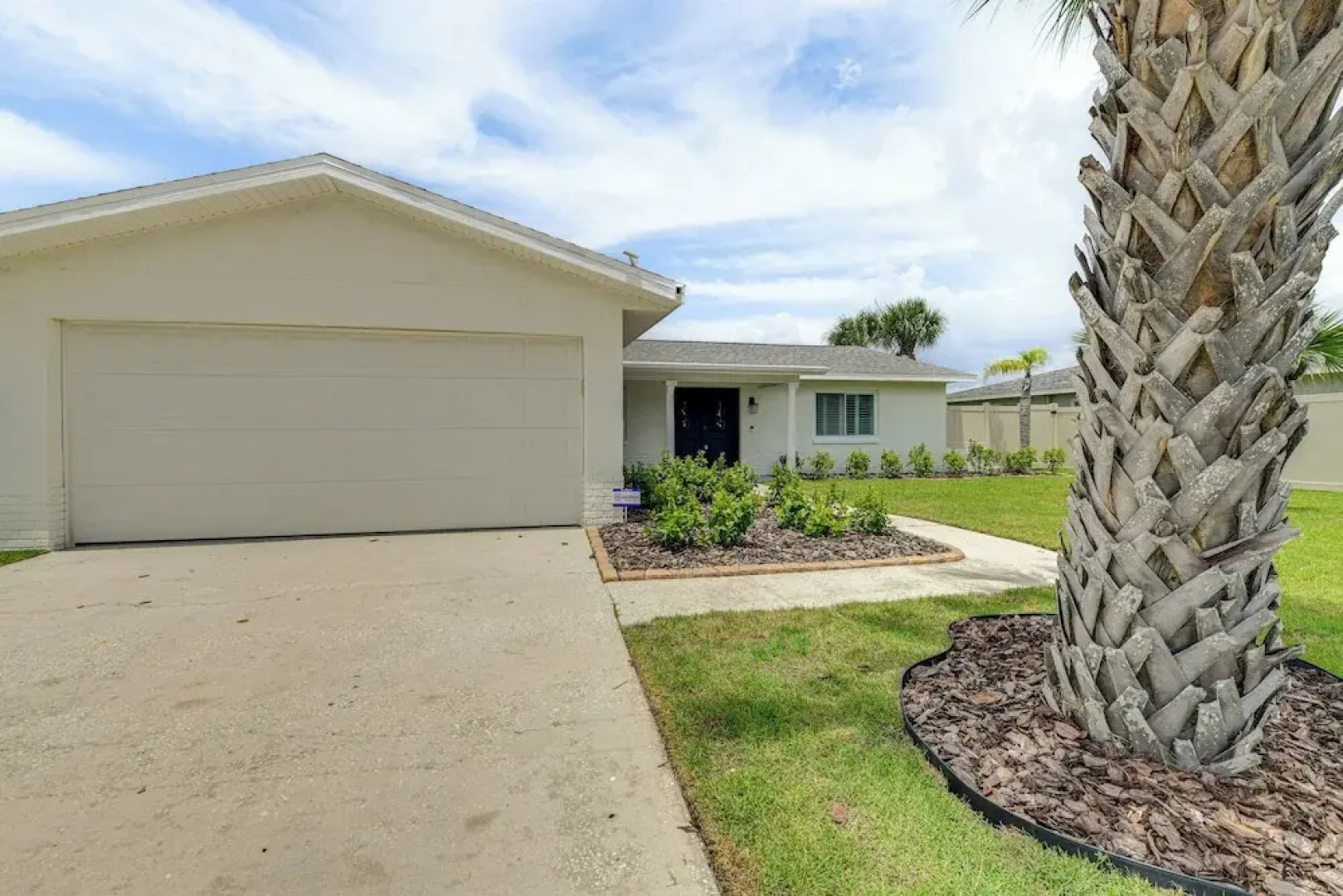 Private Pool w/ Canal Views: Apollo Beach Getaway