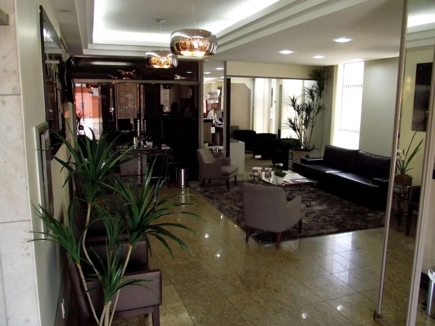 Geneviee Palace Hotel