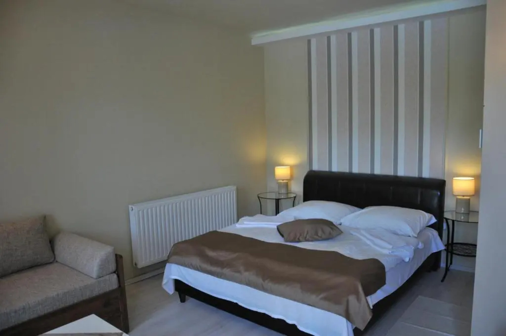 Adler Hotel és Étterem