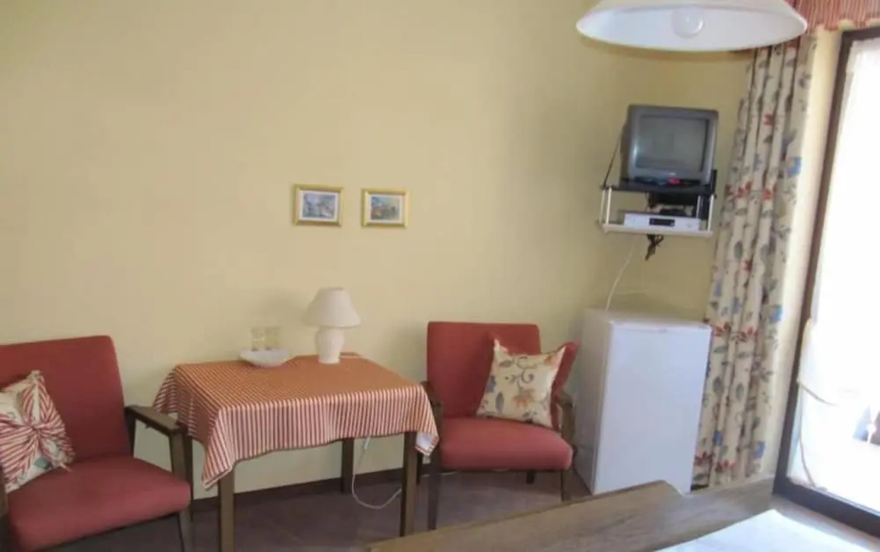 Hotel Restaurant Pension Krone Post