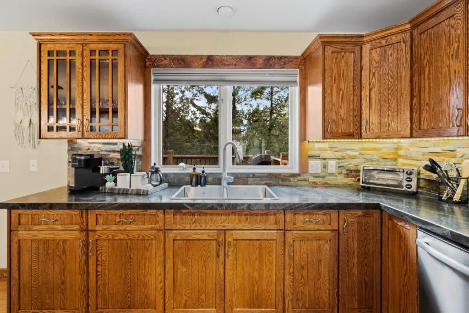 The Caribou Lodge I HotTub I Fireplace I Sleep16