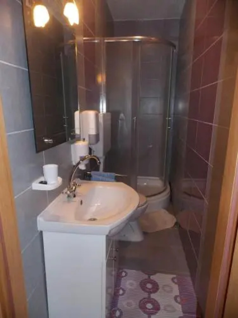 Restoran I Prenocište Egghus