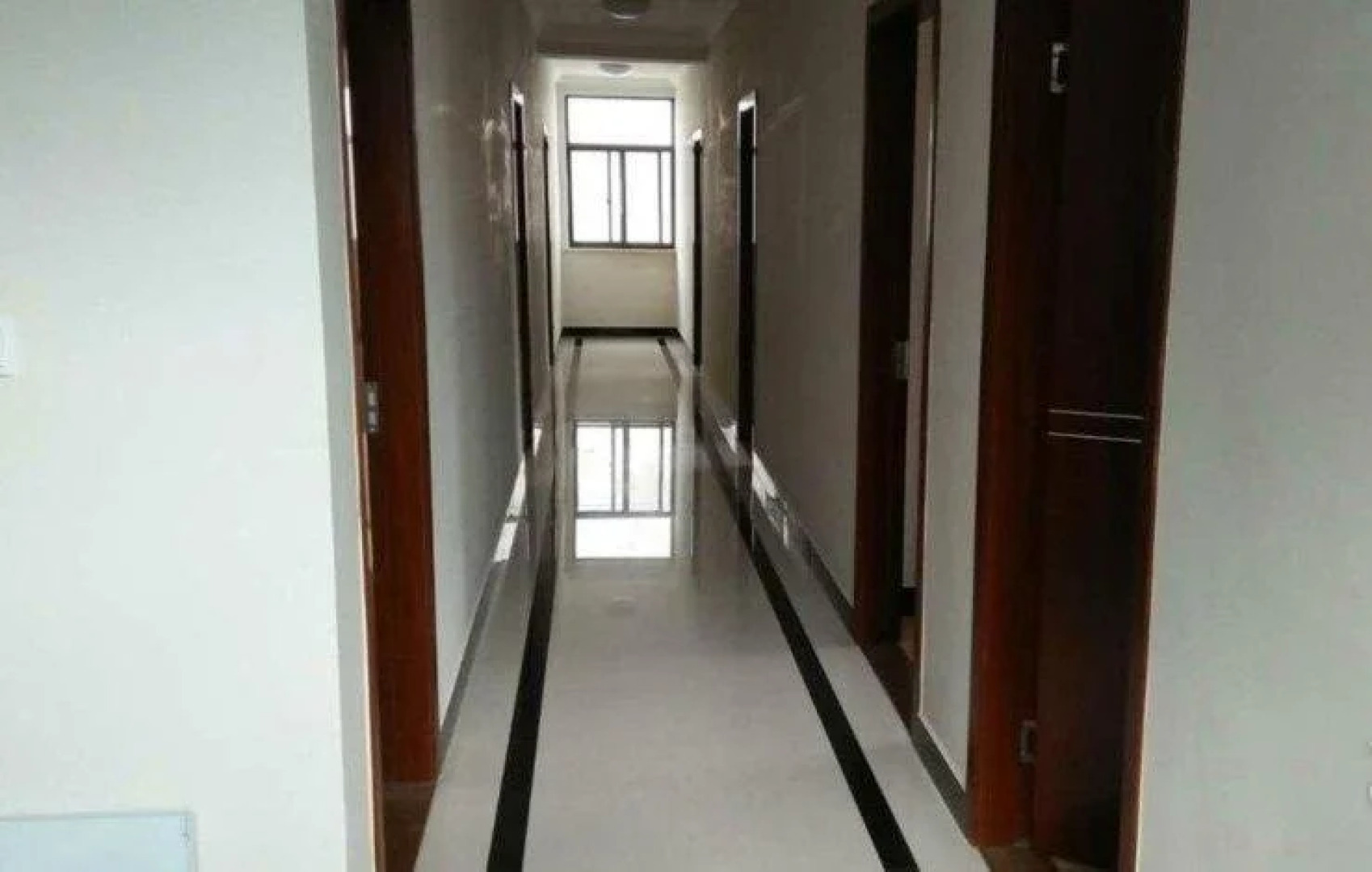 Jingxian Comfy Hotel