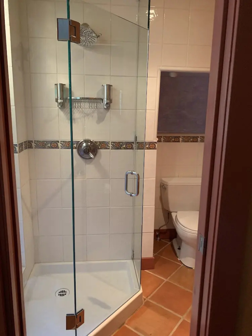 Salt Spring Carriage House B&B