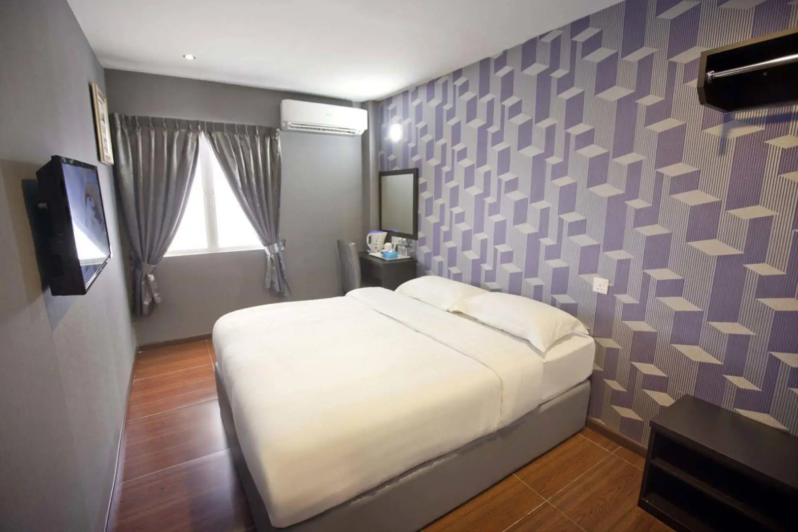 OYO 383 V3 Hotel Nusajaya