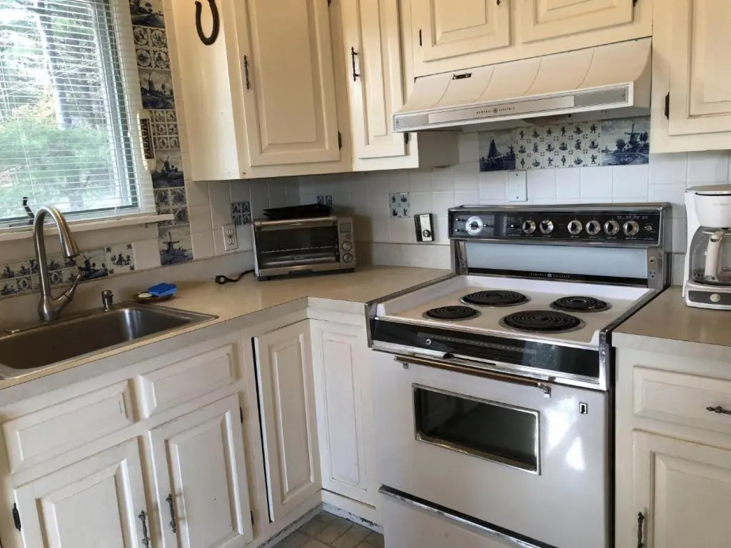 Silver Spring Chalet Large 4 bedroom, Pittsfield VT, 20 min to Killington Slopes