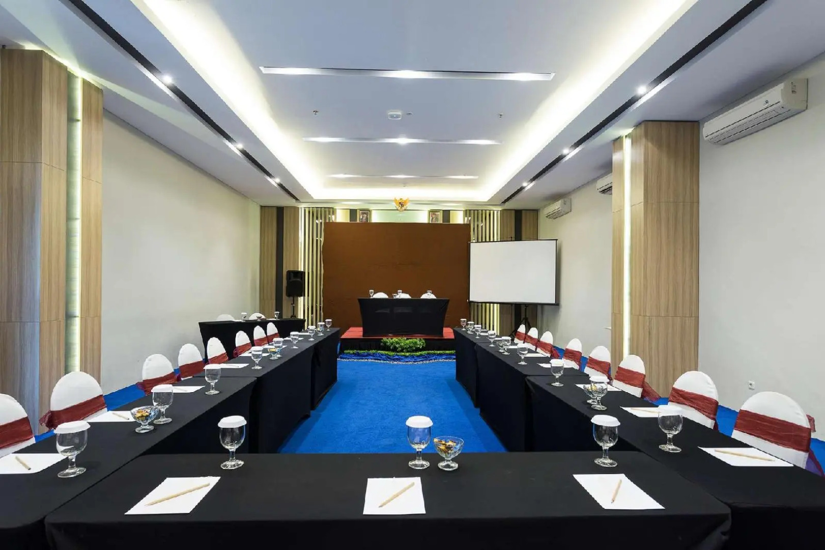 Montana Premier Senggigi