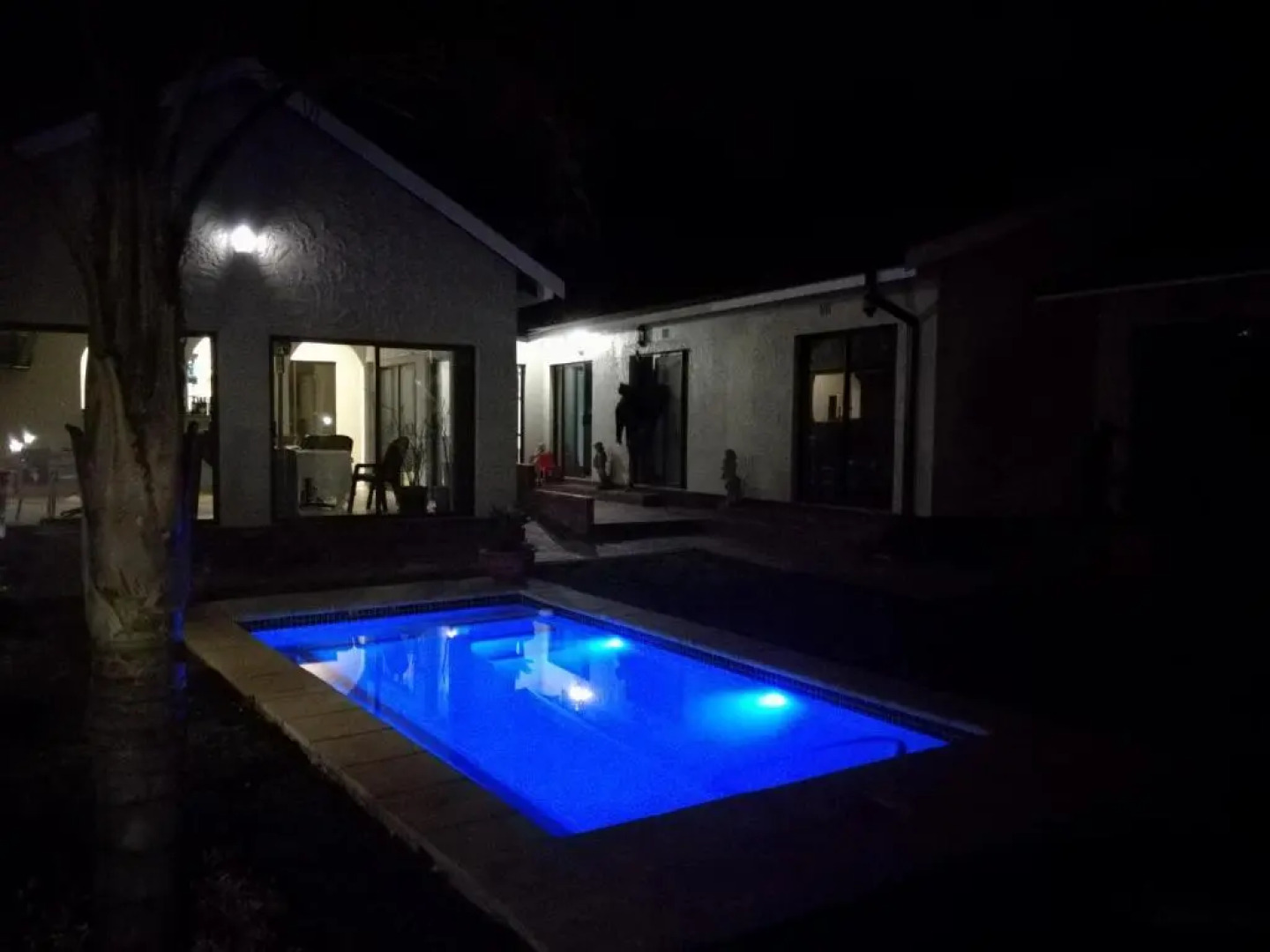 Acacia Grove Guest House