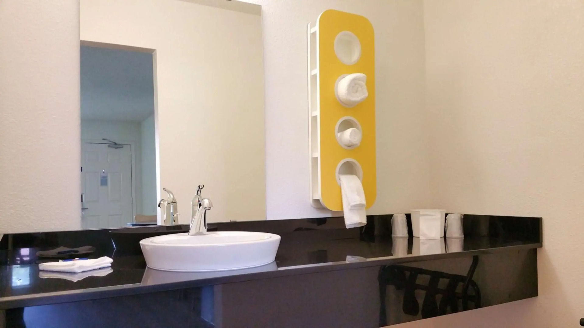 Motel 6 Palestine, TX