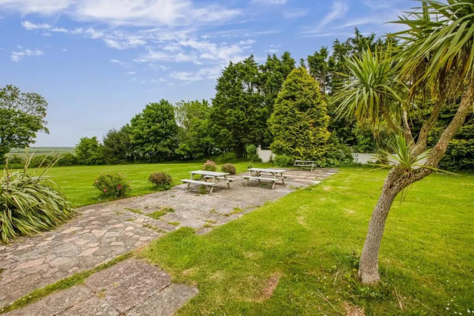 328 Norton Park, Dartmouth