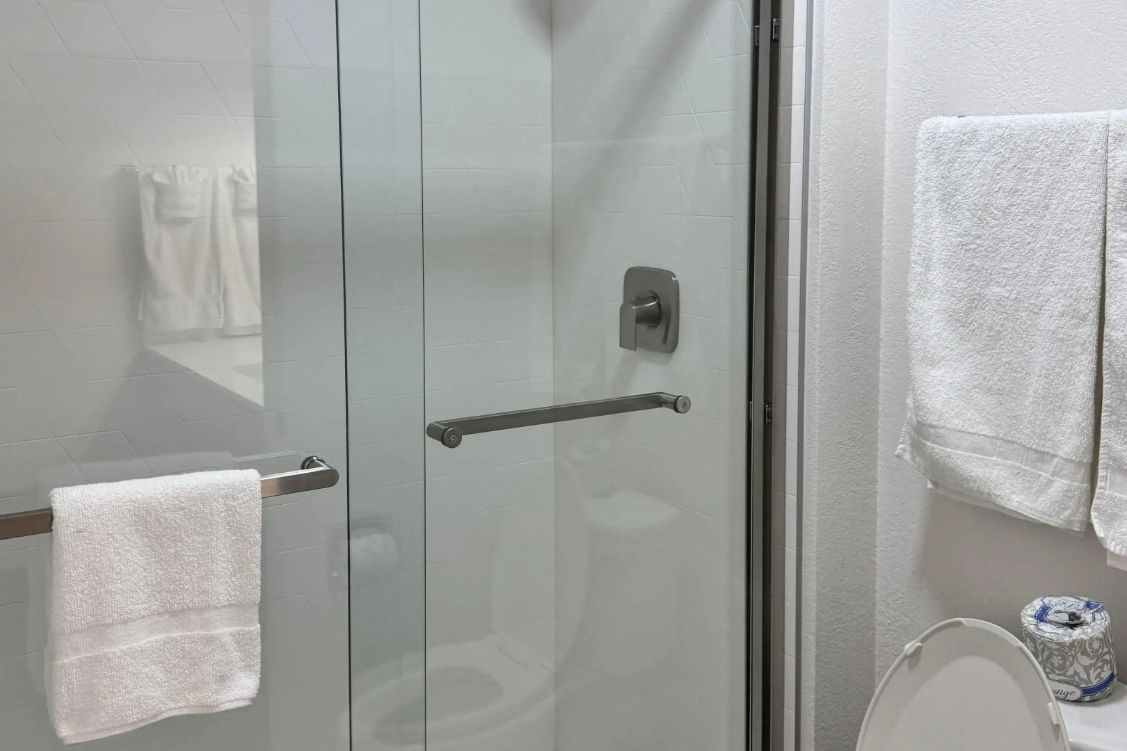 Rodeway Inn & Suites Thousand Palms - Rancho Mirage