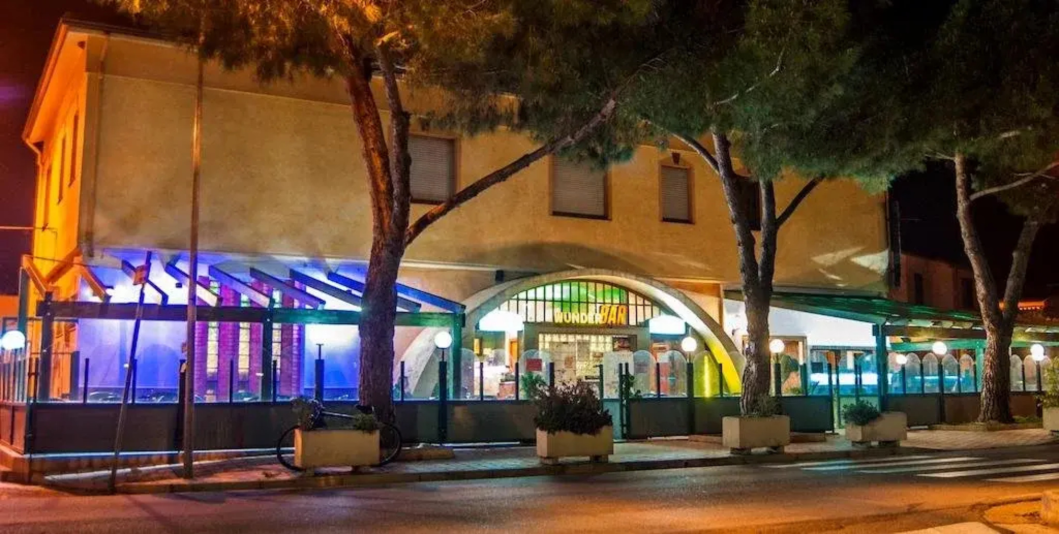 Wunder Hotel