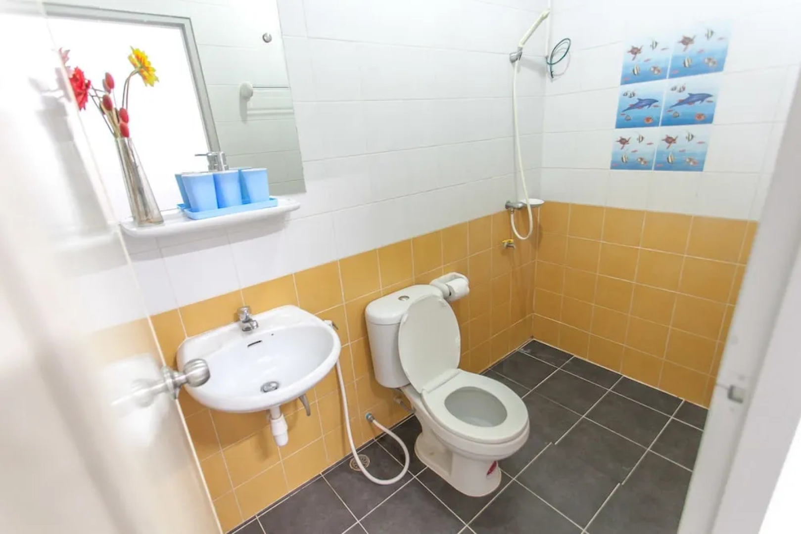 Bang Pu House Close by The Beach