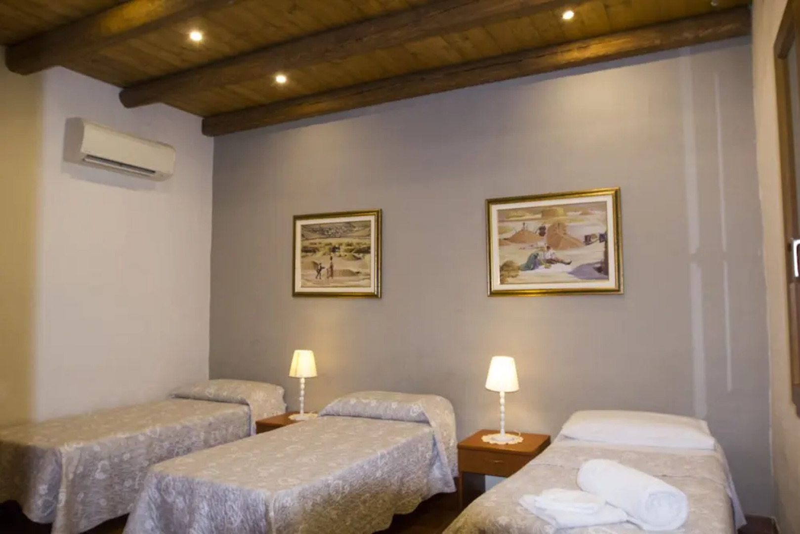 Quiet and Relaxing, Surrounded by Greenery a few Kilometers From the sea