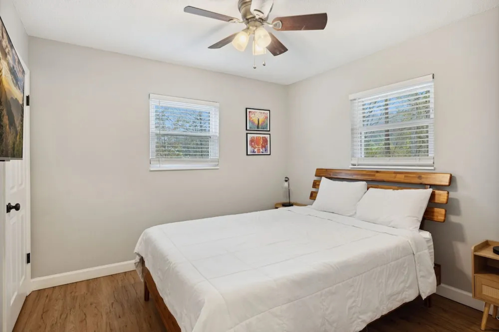 Bluff Mountain Bungalow 4 Bedroom Home by RedAwning