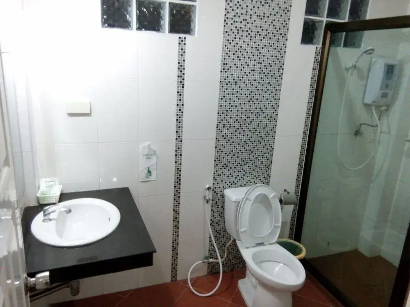 Naris Phuview Resort