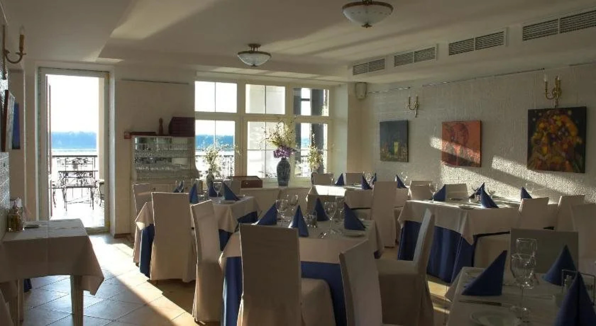 Отель Дафна