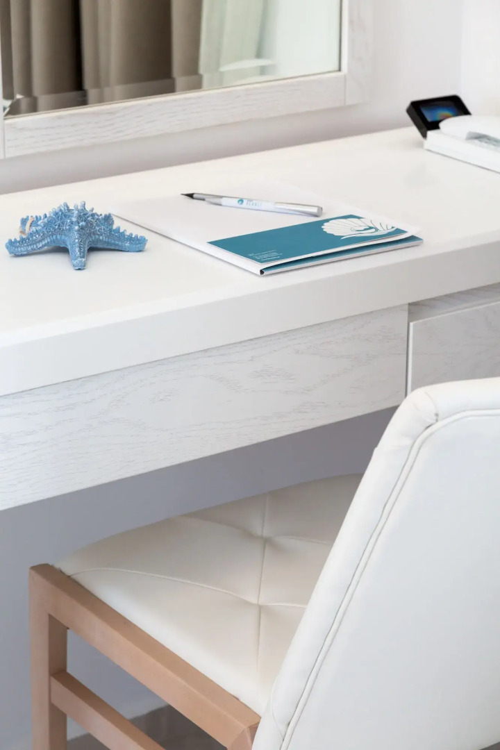 White Pearls Luxury Suites - Adults Only