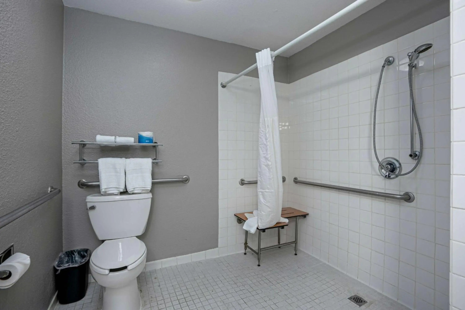 Motel 6 San Diego, CA - Downtown