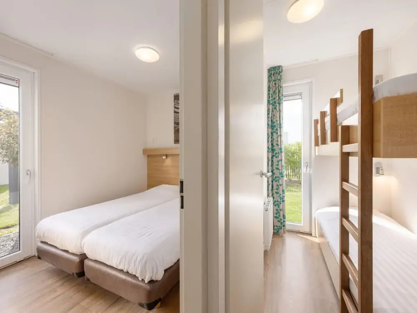 Single Storey Lodge With Dishwasher, Near the Beach