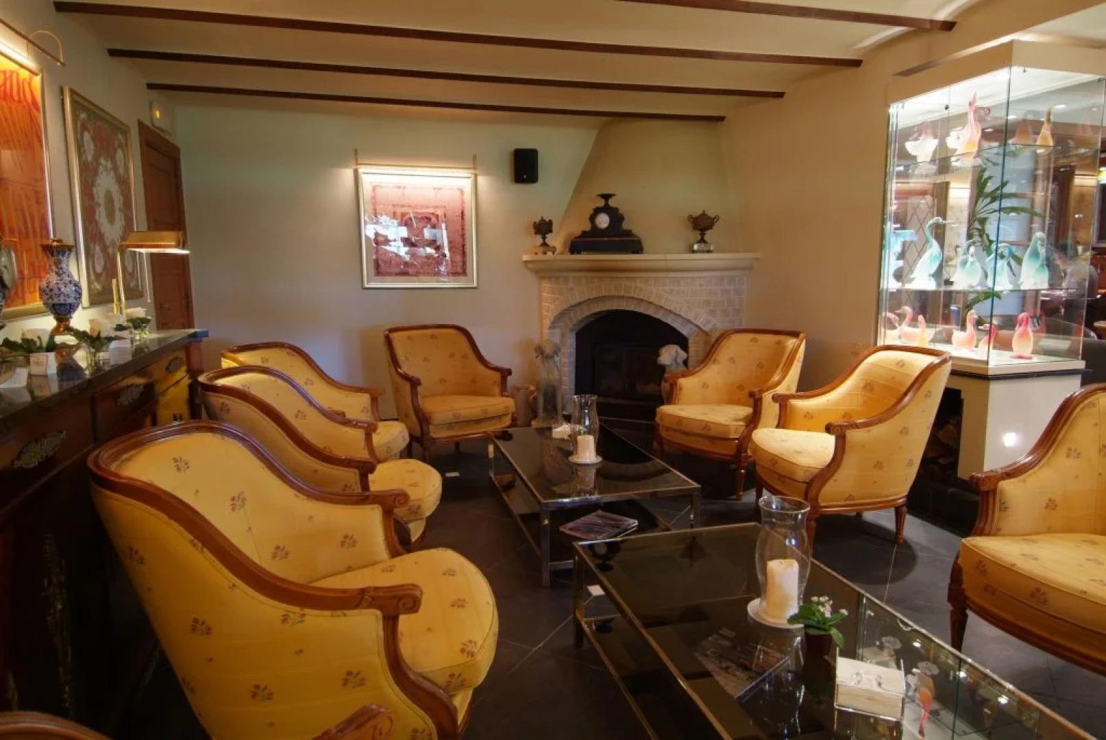 La Roseraie. Gaume-Ardenne-lacuisine sur Semois.