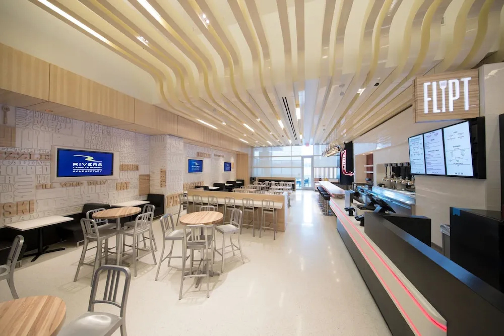 The Landing Hotel at Rivers Casino & Resort