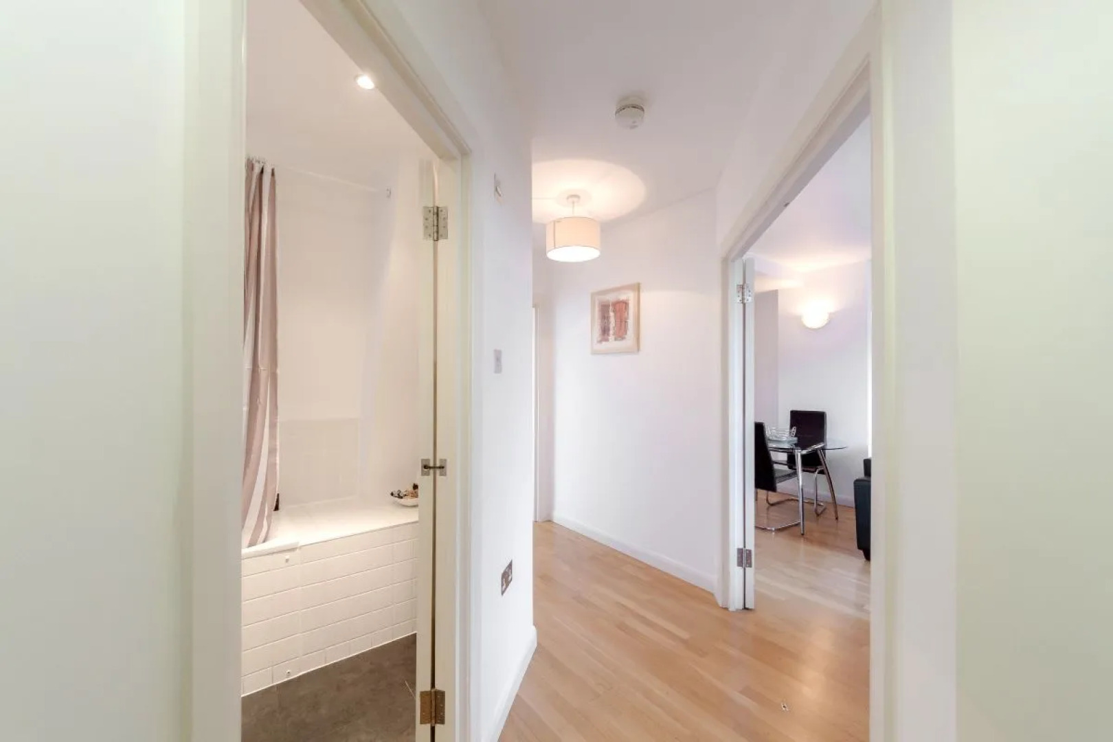 Roomspace Serviced Apartments - Groveland Court