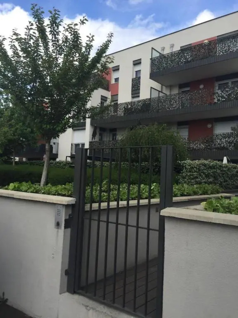 Résidence Studio Grand Luxe Wifi parking privé