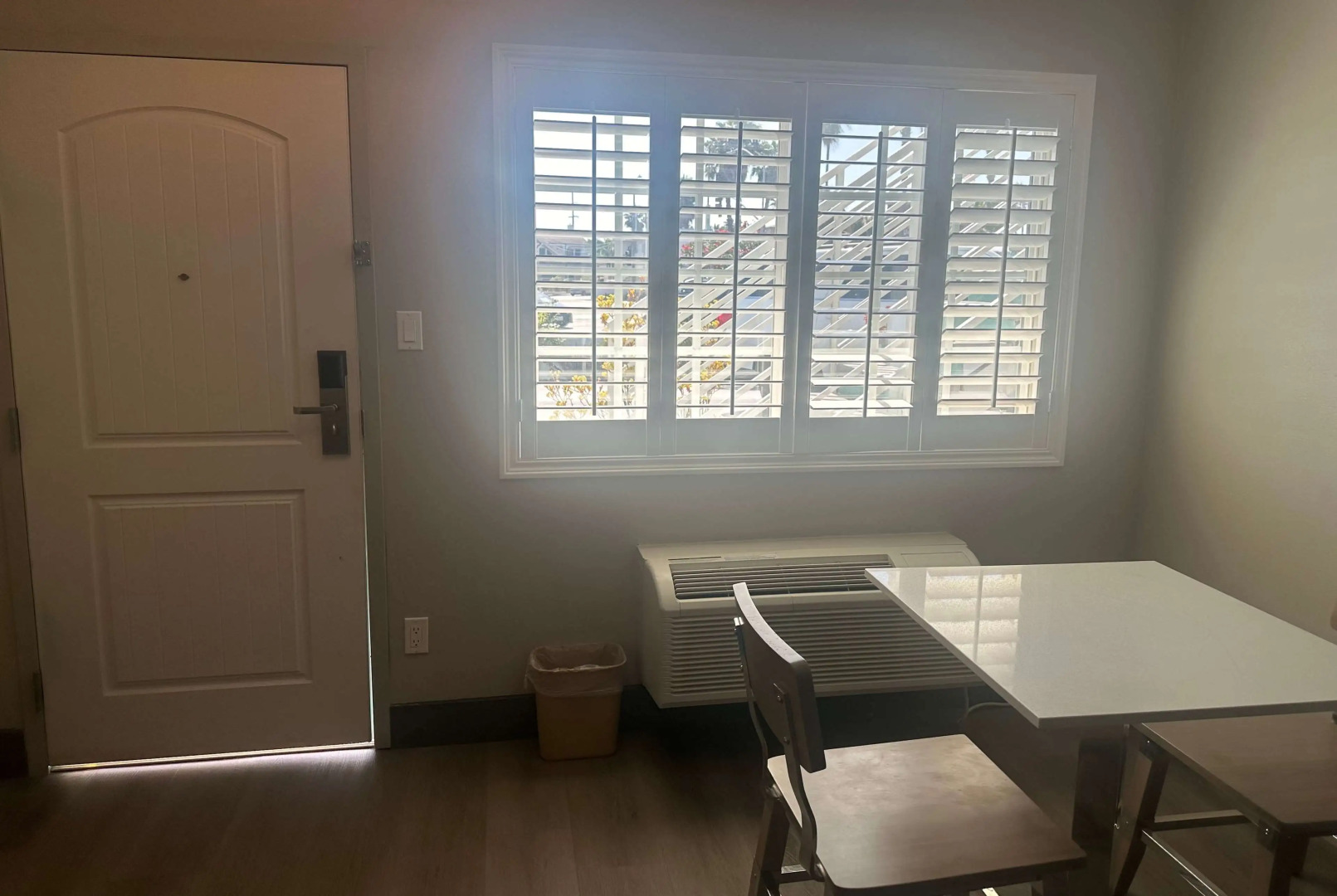 Super 8 by Wyndham Oceanside Downtown