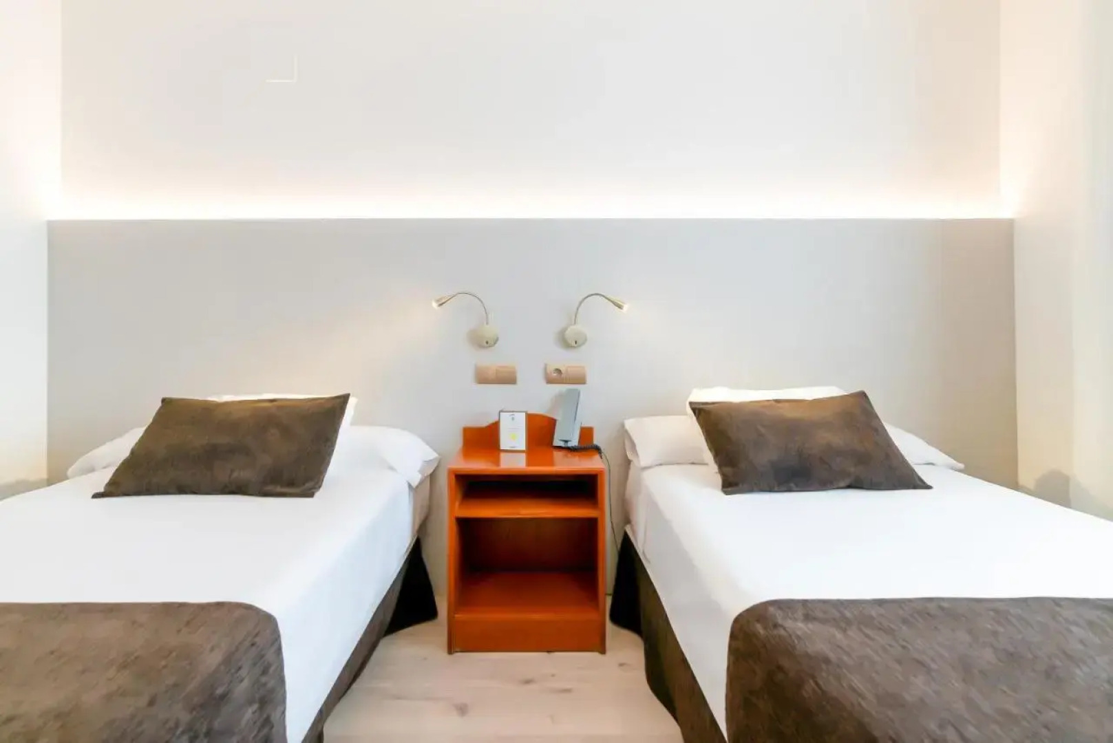 Отель Ponferrada Plaza