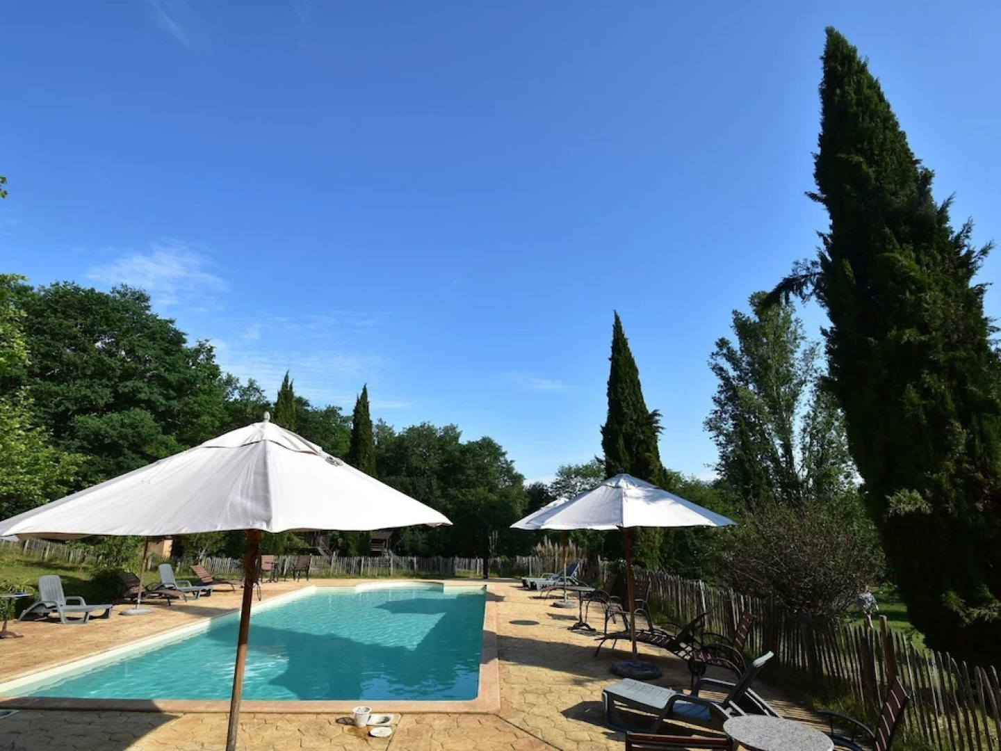 Detached, Characteristic House in Nature Near Saint-cirq-madelon