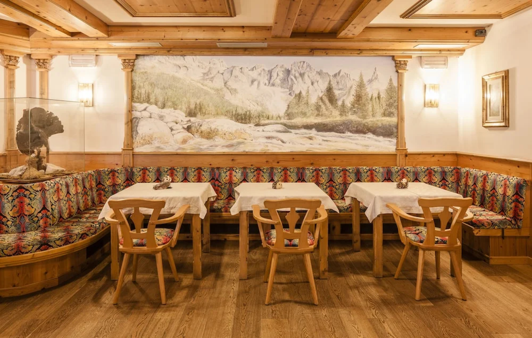 Hotel Shandranj