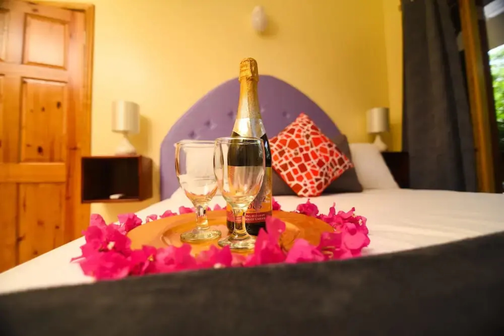 Spice Bay Suites