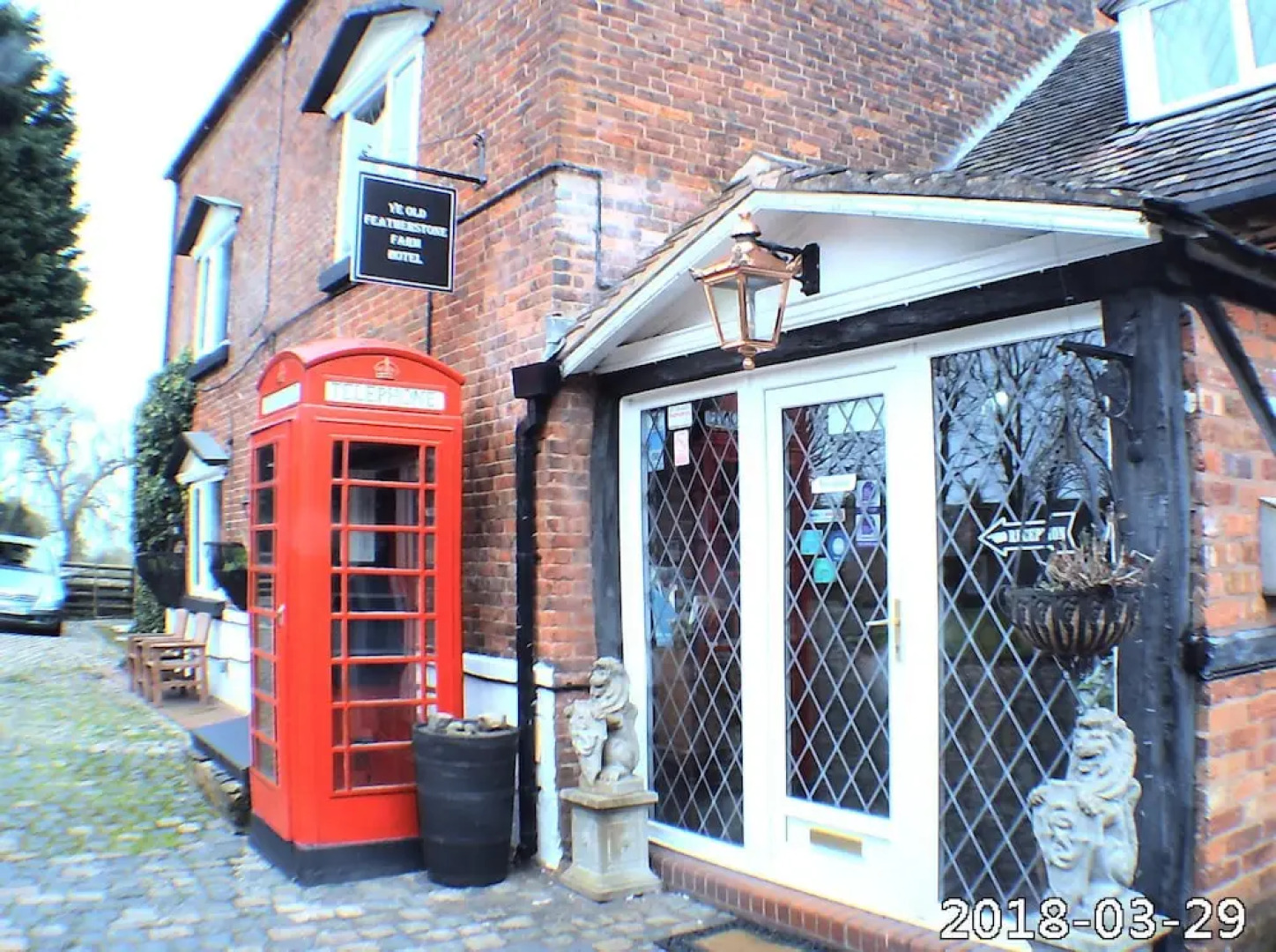 Featherstone Farm Hotel