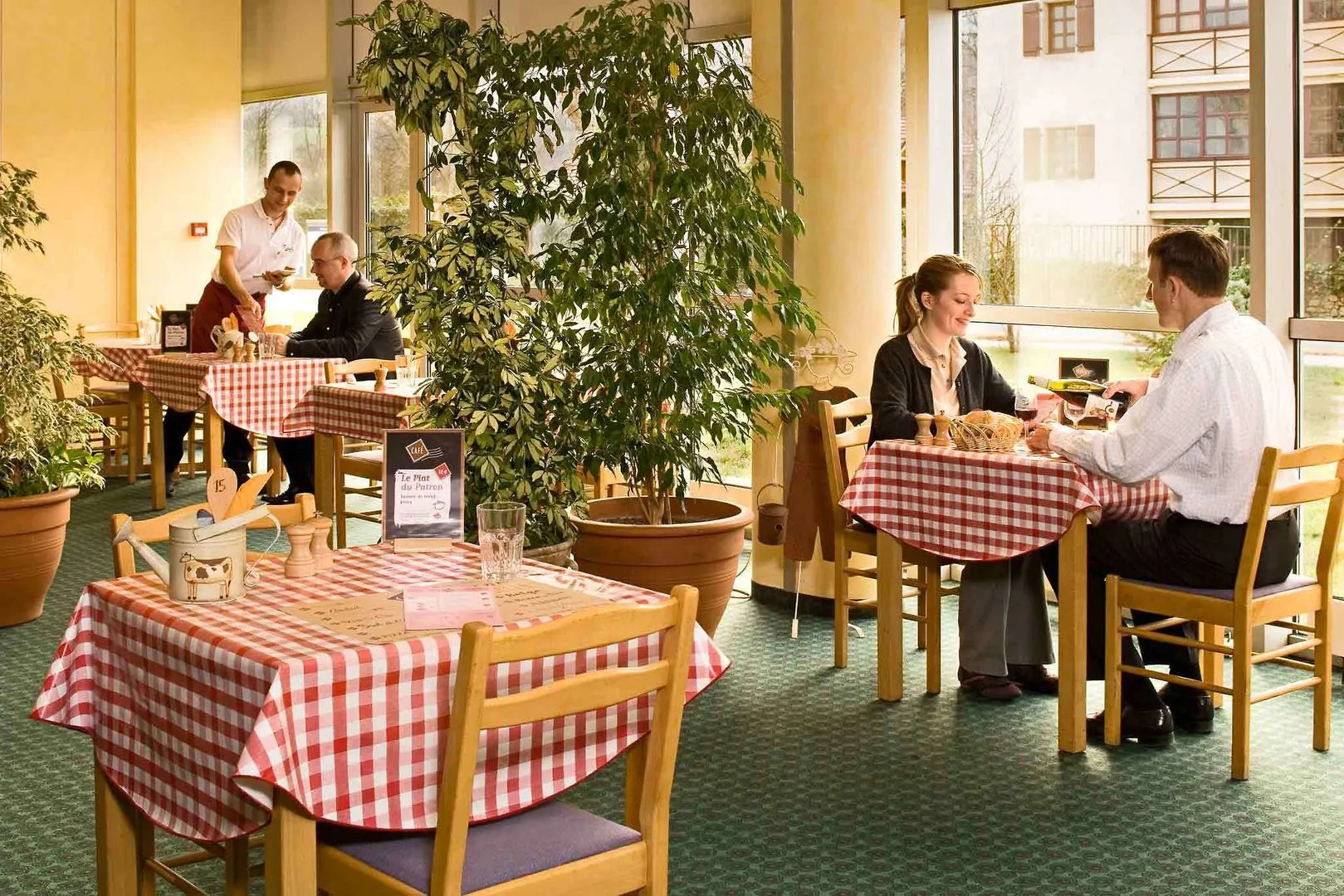 ibis Archamps Porte de Geneve