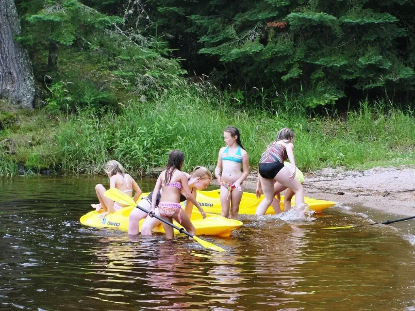 Pine Point Lodge, Resort & Motel