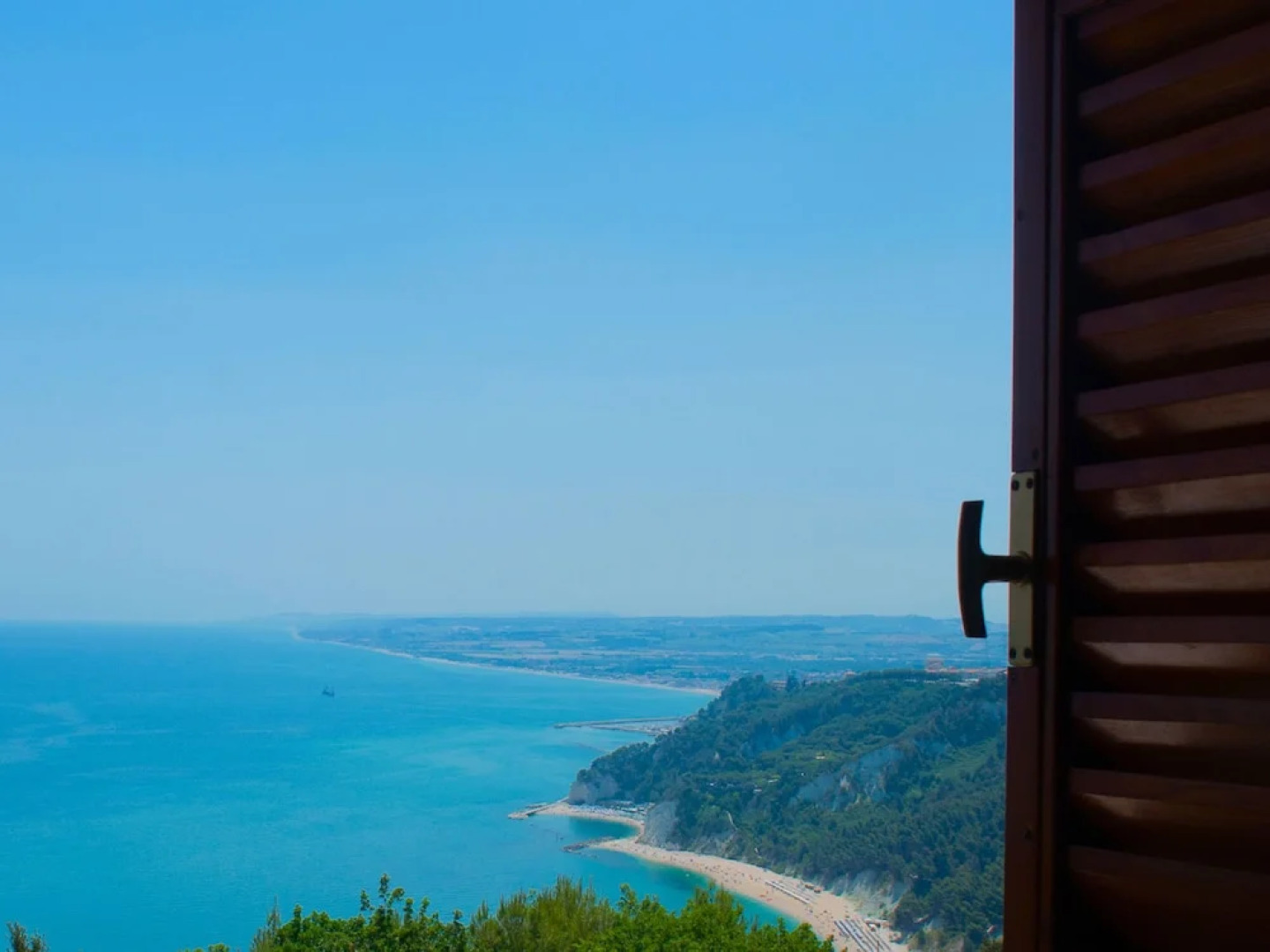 Luxurious Villa in Sirolo With Swimming Pool